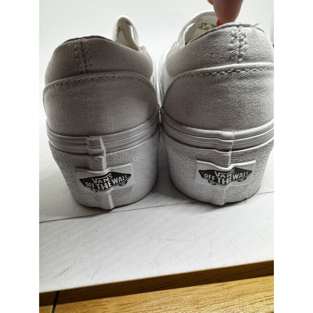 Women's Vans Size 5.5 White Platform Slip On EUC SB22